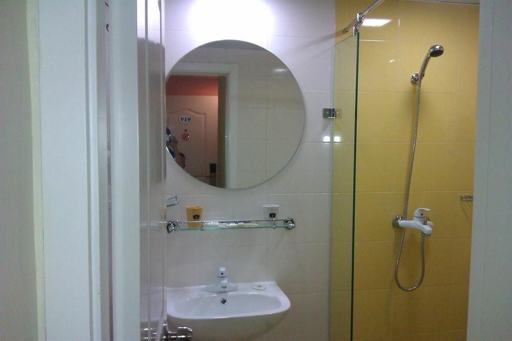 Home Inn Hotel Guiyang Fushui Middle Road Guiyang (Guizhou) Exterior photo